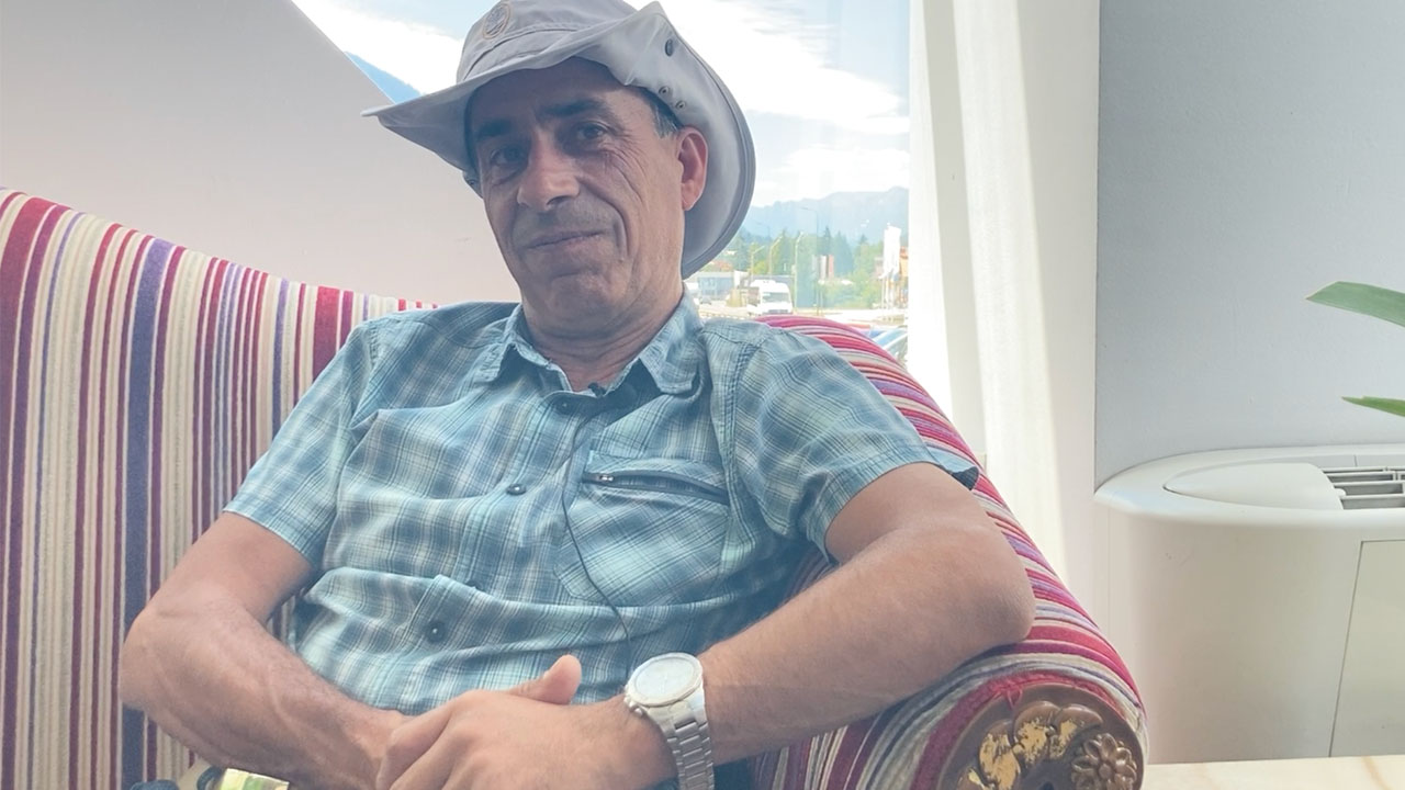 Viorel Munteanu sitting for the interview